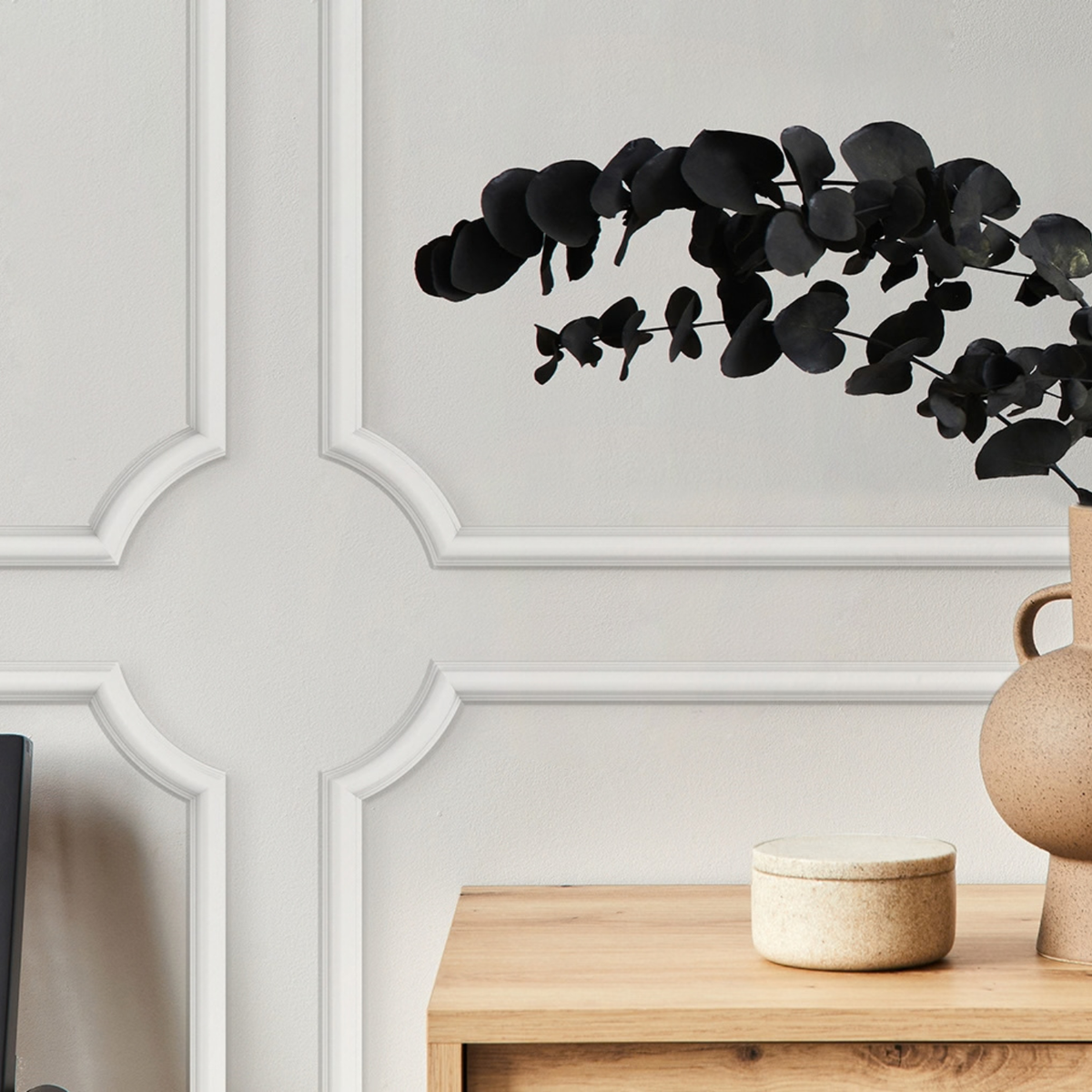 Scallop Decorative Corners